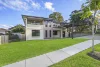 17 Kenora Street, Mansfield, Qld 4122