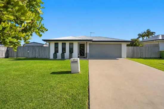 17 Kingslea Court, Ooralea, Qld 4740