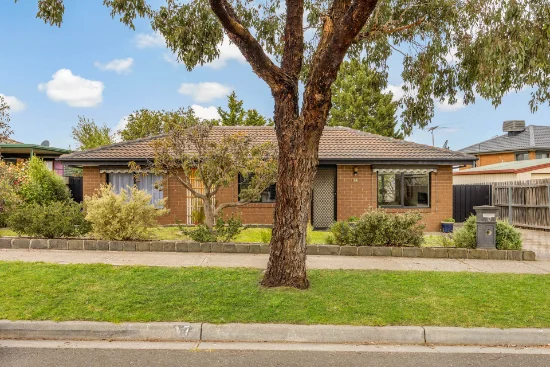 17 Kingsley Drive, Sunbury, Vic 3429