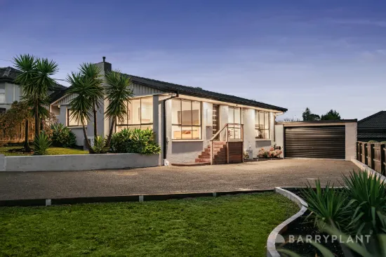 17 Krowera Street, Mooroolbark, Vic 3138