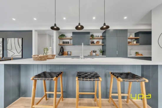 17 Kunlun Crescent, Clyde North, Vic 3978