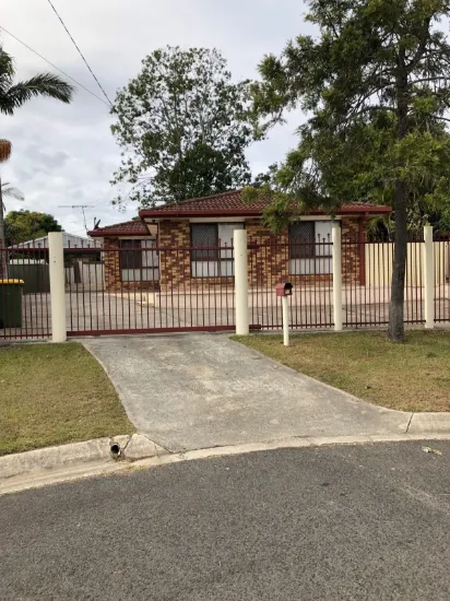 17 Limosa Ct, Crestmead, Qld 4132