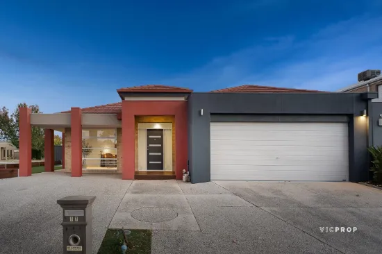 17 Lincolnheath Boulevard, Point Cook, Vic 3030