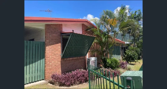 17 Long Street, Mooroobool, Qld 4870