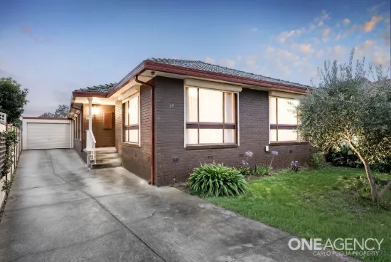 17 Lotis Court, Keilor Downs, Vic 3038