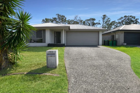 17 MacKellar Way, Walloon, Qld 4306