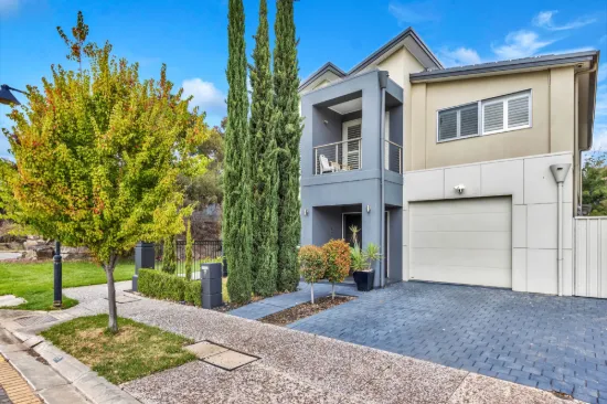 17 Macmillan Avenue, Mawson Lakes, SA 5095