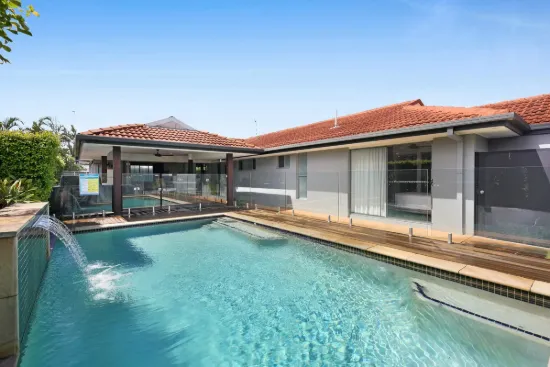17 Manakin Avenue, Burleigh Waters, Qld 4220