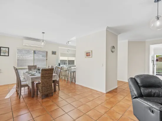 17 Marianne Street, Victoria Point, Qld 4165-Image