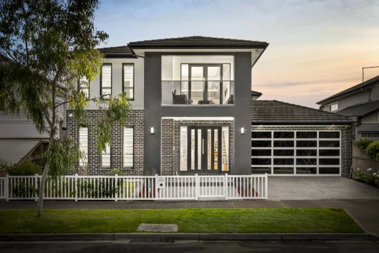 17 Marquee Circuit, Greenvale, Vic 3059