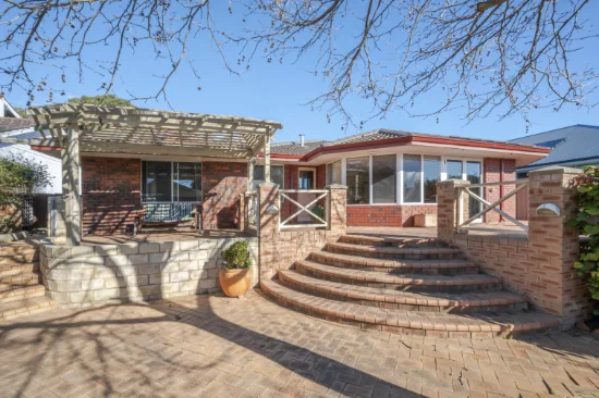 17 Marri Road, Duncraig, WA 6023