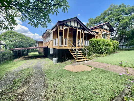 17 Martin Street, Woodend, Qld 4305