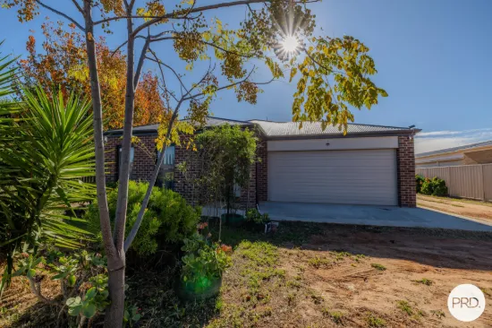 17 Mary Court, Robinvale, Vic 3549