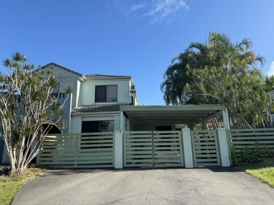 17 Maryland Place, Parkinson, Qld 4115