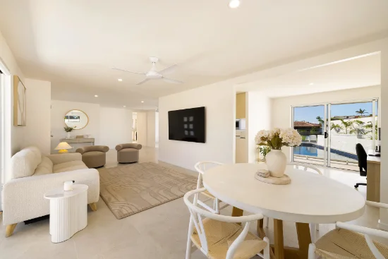 17 McIlwain Drive, Mermaid Waters, Qld 4218-Image
