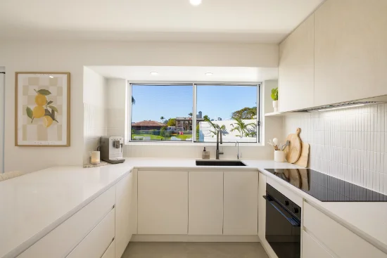 17 McIlwain Drive, Mermaid Waters, Qld 4218-Image