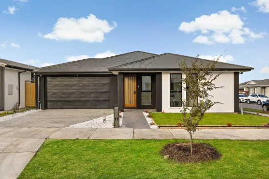 17 Mighty Road, Sunbury, Vic 3429