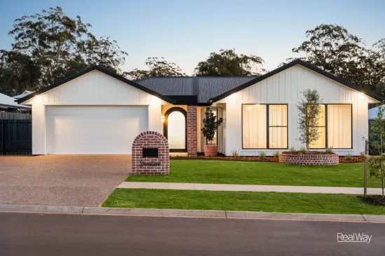 17 Mirambeena Drive, Highfields, Qld 4352