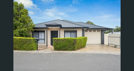 17 Mountain Ash Court, Hackham, SA 5163