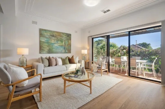 17 Moya Crescent, Kingsgrove, NSW 2208