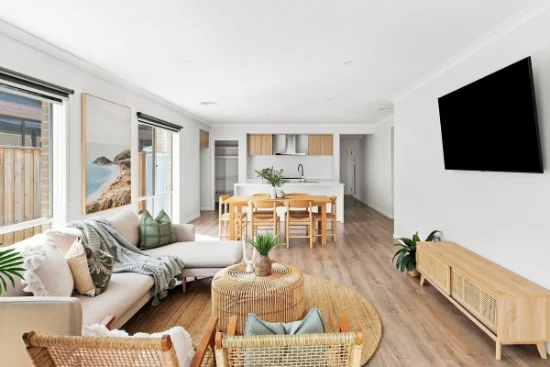 17 Nectar Drive, Mount Duneed, Vic 3217