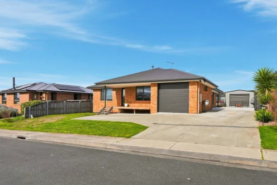 17 Open Drive, Snug, Tas 7054