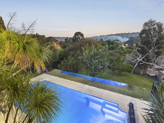 17 Orana Way, Roleystone, WA 6111