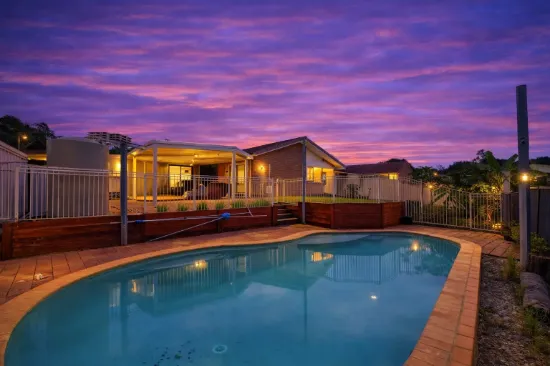17 Paul Court, Carrara, Qld 4211