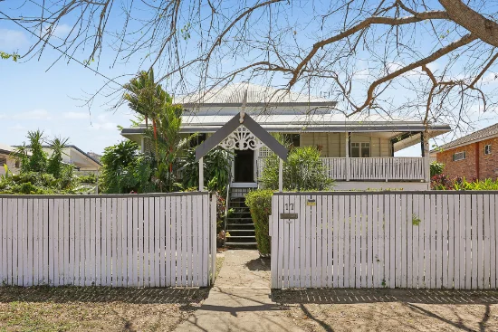 17 Philp Street, Hermit Park, Qld 4812