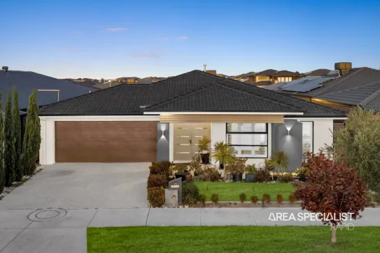 17 Picnic Avenue, Clyde North, Vic 3978