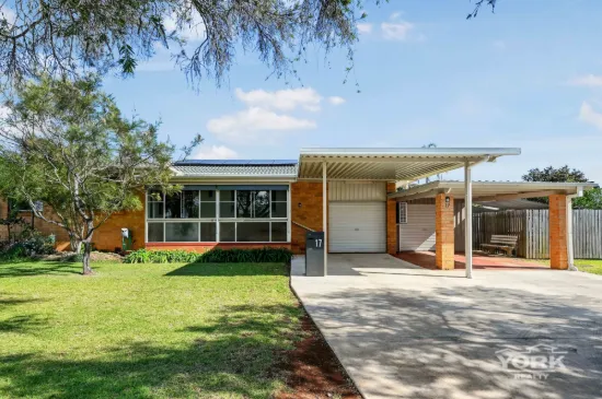 17 Podd Street, Wilsonton, Qld 4350