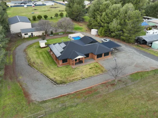 17 Price Lane, Parkes, NSW 2870