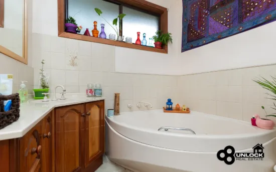 17 Princes Avenue, Drouin, Vic 3818-Image
