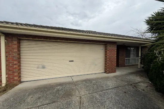 17 Providence Drive, Cranbourne, Vic 3977
