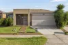17 Redcliffe Parade, Tarneit, Vic 3029