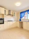 17 Ridgeway, Melton West, Vic 3337-Image
