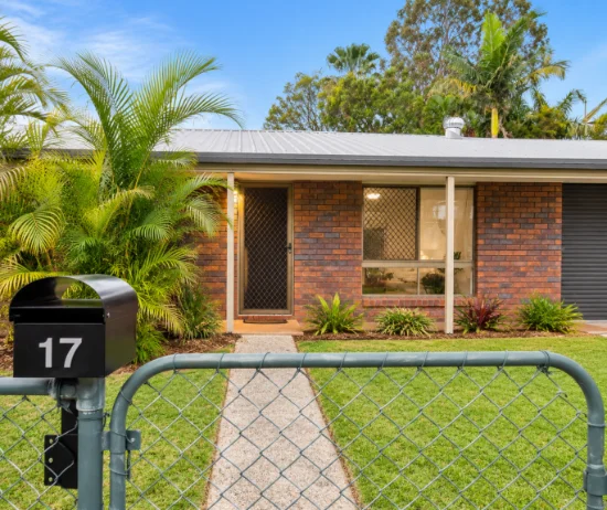 17 Ruth St, Birkdale, Qld 4159