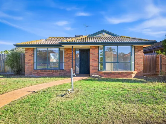 17 Sandleford Way, Hoppers Crossing VIC 3029-Image