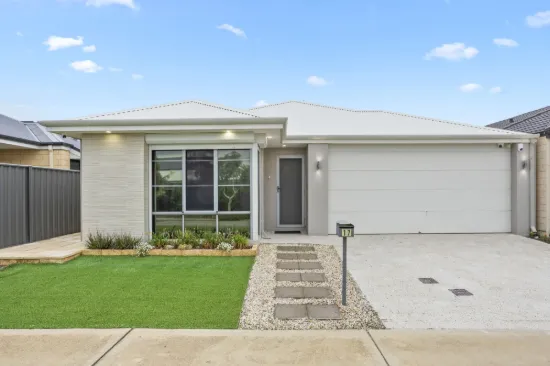 17 Sawyers Way, Piara Waters, WA 6112