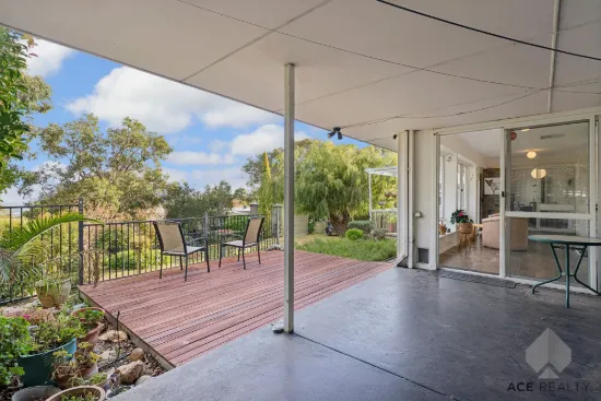 17 Shasta Road, Lesmurdie, WA 6076