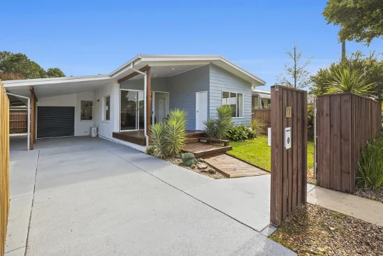 17 Sixteenth Avenue, Sawtell, NSW 2452