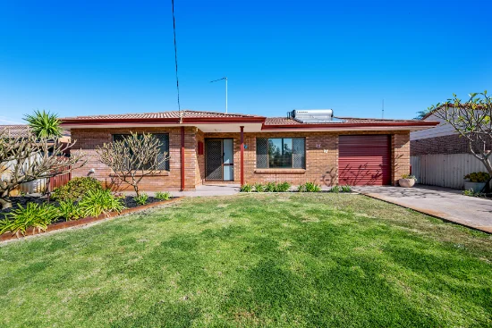 17 Smythe Crescent, South Bunbury, WA 6230
