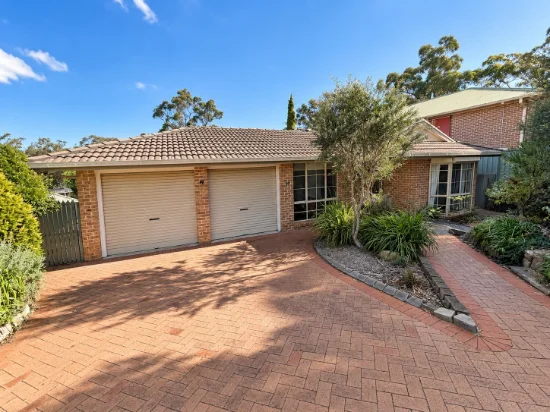 17 Strathdon Crescent, Blaxland, NSW 2774