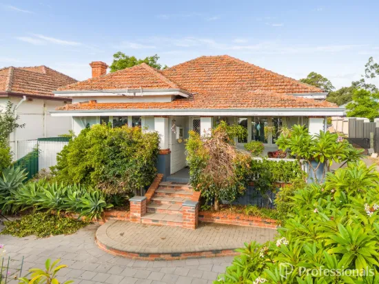 17 Stuart Street, Greenmount, WA 6056