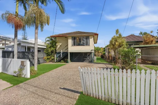 17 Sutton Street, Redcliffe, Qld 4020