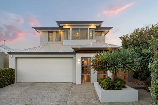 17 Tallering Way, Golden Bay, WA 6174