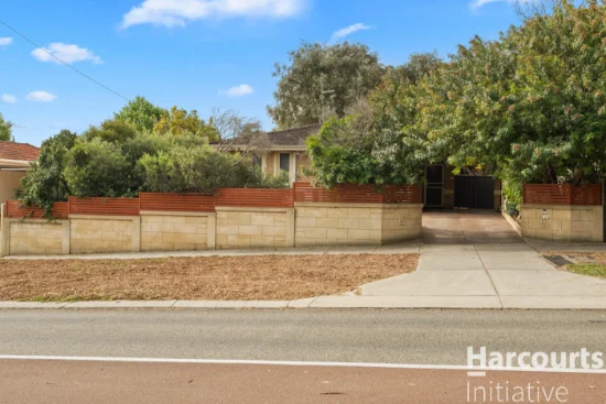 17 Templeton Crescent, Girrawheen, WA 6064