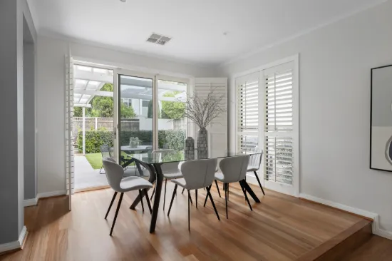 17 The Cove, Port Melbourne, Vic 3207-Image