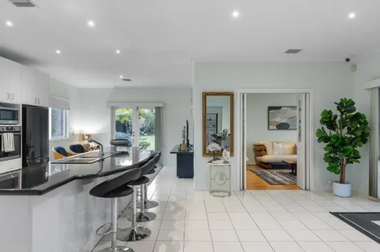 17 The Regency, Hillside, Vic 3037-Image