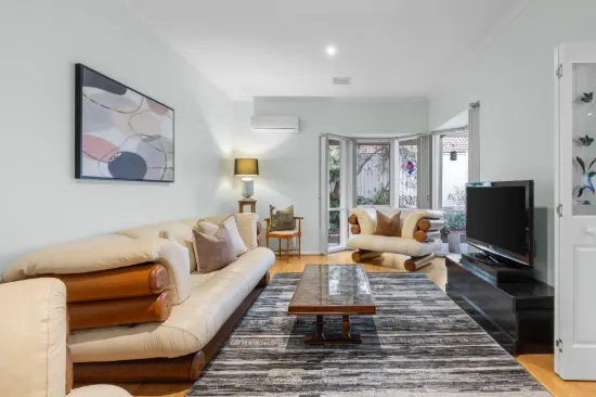 17 The Regency, Hillside, Vic 3037-Image